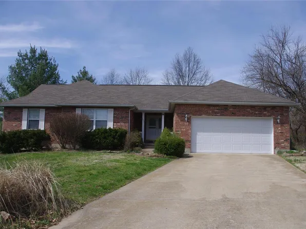 905 Hampton Ct, Rolla, MO 65401