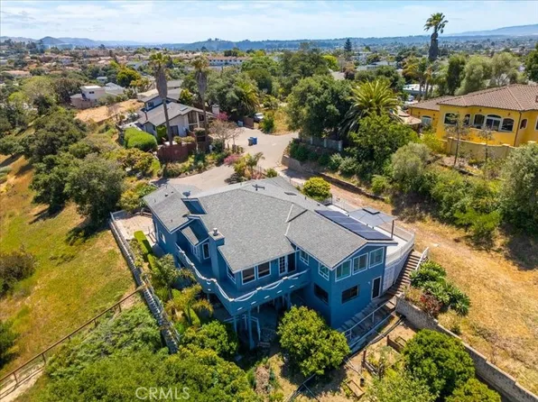 1039 Ritchie Rd, Grover Beach, CA 93433