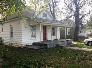 1609 E 4th Ave, Hutchinson, KS 67501