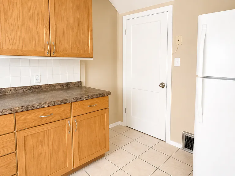 2110 Rhomberg Ave #2110 — Photo 2