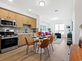 MODERNO Luxury Living Axis, Van Nuys, CA 91405