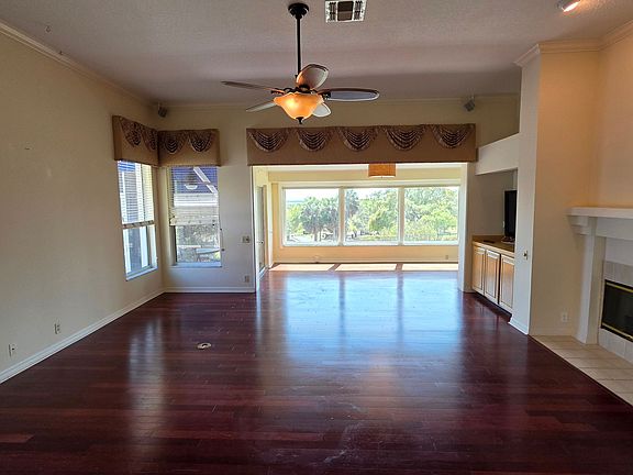 4th image of 6048 Topsail Rd