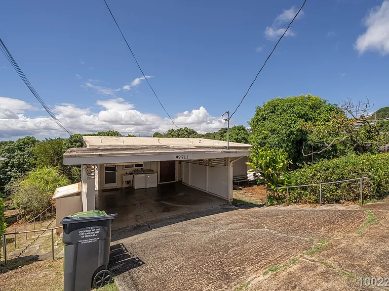 99-711 Halawa Dr — Photo 1