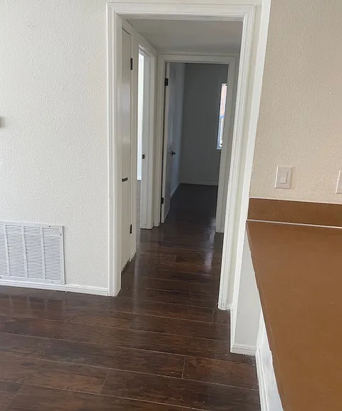 501 E Allen Rd — Photo 11