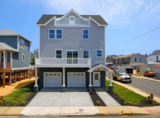 47 Barberie Ave, Highlands, NJ 07732