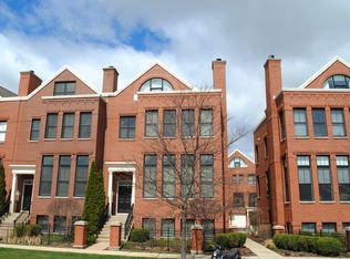 1893 Admiral Ct UNIT 78, Glenview, IL 60026