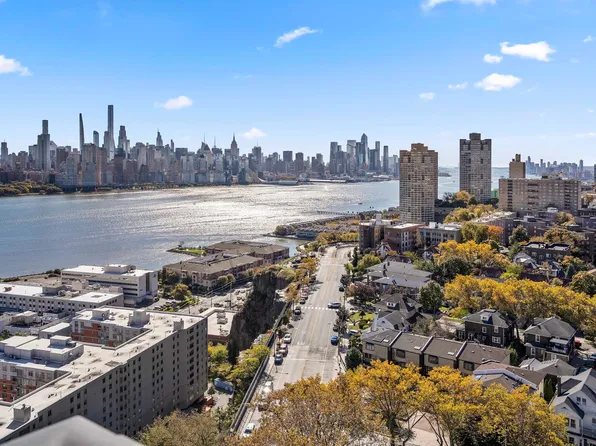 7855 Blvd East image 6 of 26