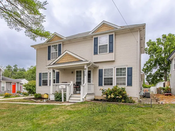 216 W Flint St, Lake Orion, MI 48362