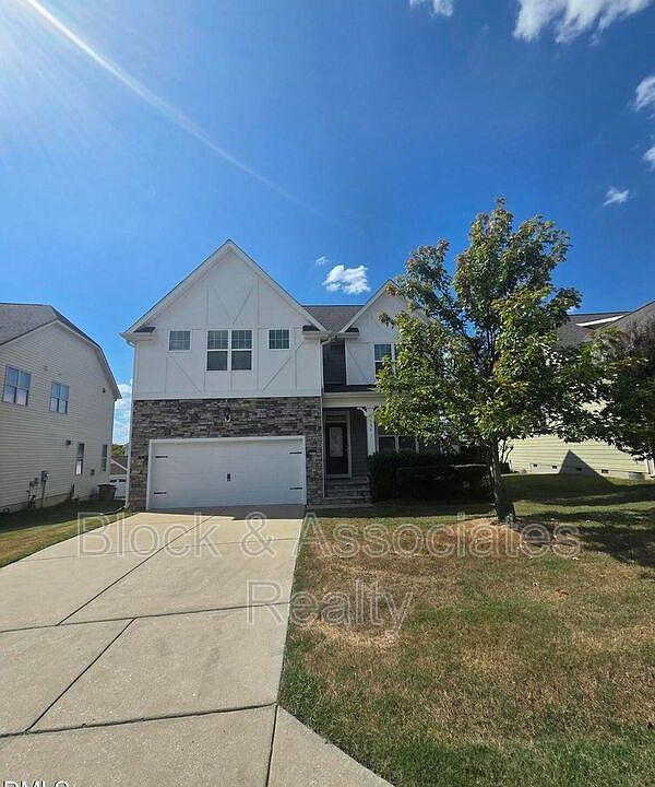 2nd image of 336 Plott Hound Ln