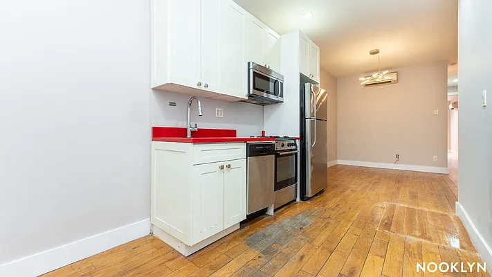 Rented by Nooklyn NYC LLC | media 4