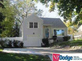 4727 Saratoga St, Omaha, NE 68104