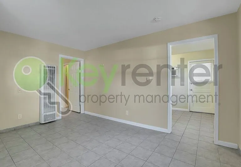 3116 2nd Ave #B — Photo 3