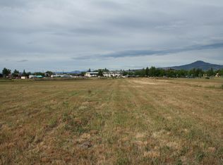 Meadows Ln, Medford, OR