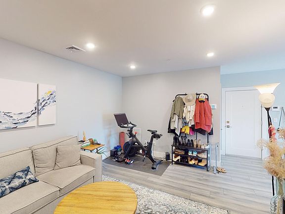 3rd image of 55 W 5th St Penthouse 606
