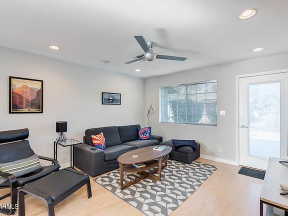 5th image of 1850 E Maryland Ave Unit 15