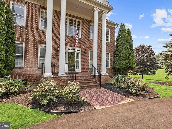 5th image of 21105 Golf Estates Dr