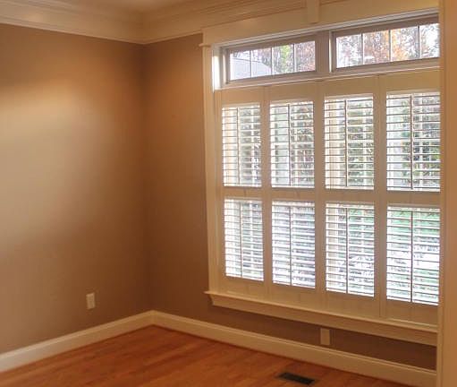 4th image of 8725 Briar Patch Ln