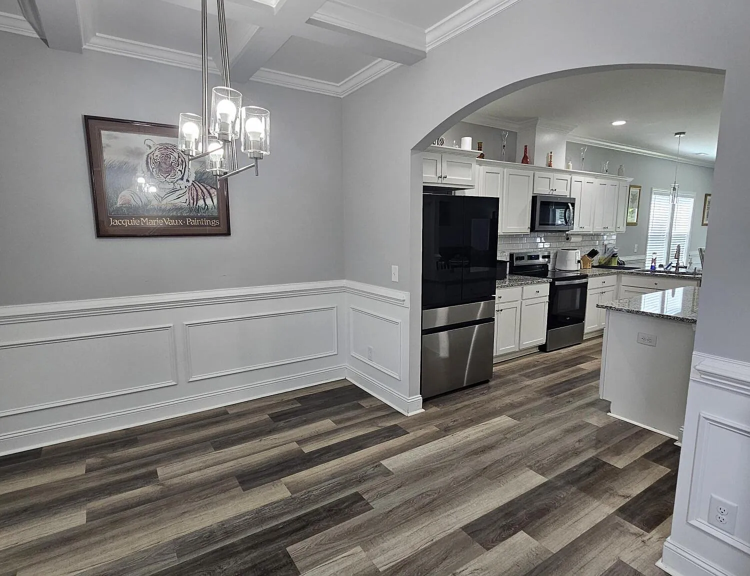5 bed, 2.5 bath, 2460 sqft, $2,700 — Photo 3