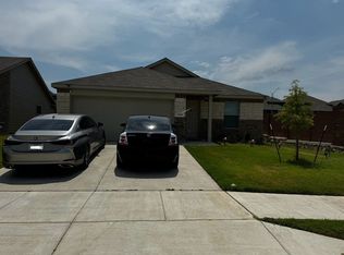 8665 Becker Ave, Fort Worth, TX 76123