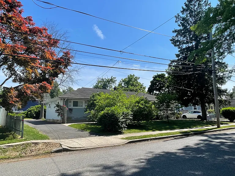 116 Messenger St — Photo 9