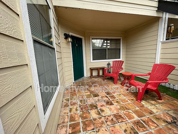3rd image of 11610 Vance Jackson Rd APT 305