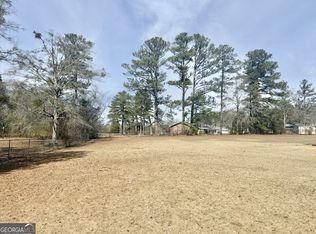 3060 15th St SW, Lanett, AL 36863