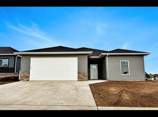 1 Mulberry Loop, Minot, ND 58703