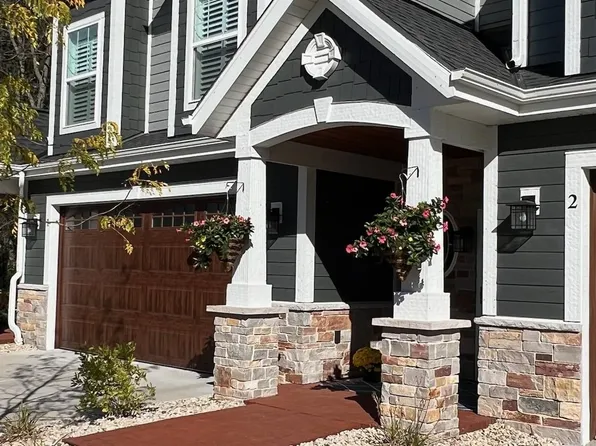 1204 S Main St #2, Lake Mills, WI 53551