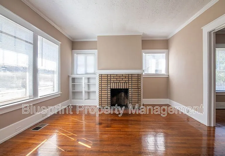 644 Alabama Ave SW — Photo 3