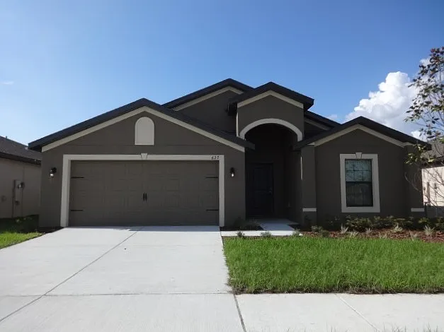 627 Chatham Walk Dr — Photo 1