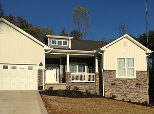 111 Oasis Dr, Mooresville, NC 28117