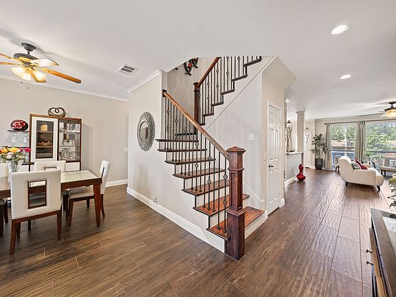 3rd image of 10517 Jaybird Dr