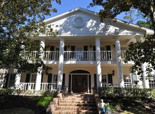 403 Charleston Dr, Friendswood, TX 77546