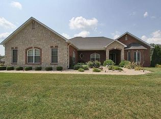 6519 Cypress Ct, Millstadt, IL 62260