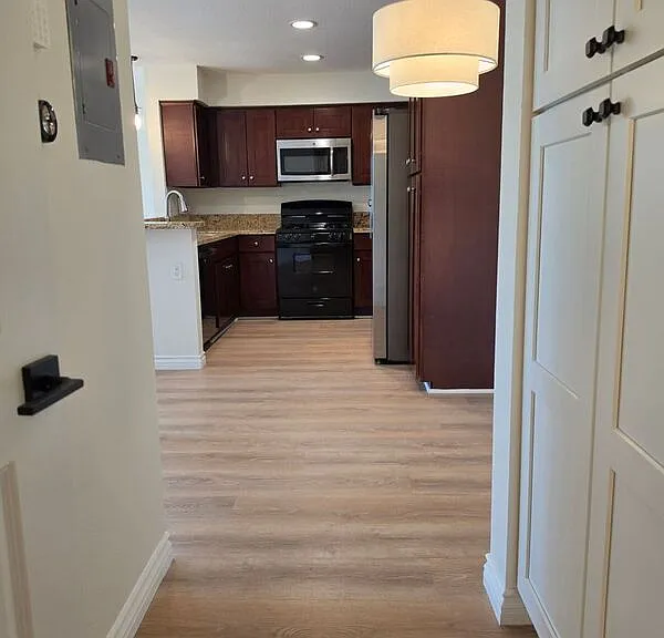 19801 Meadow Ridge Dr #57 — Photo 9