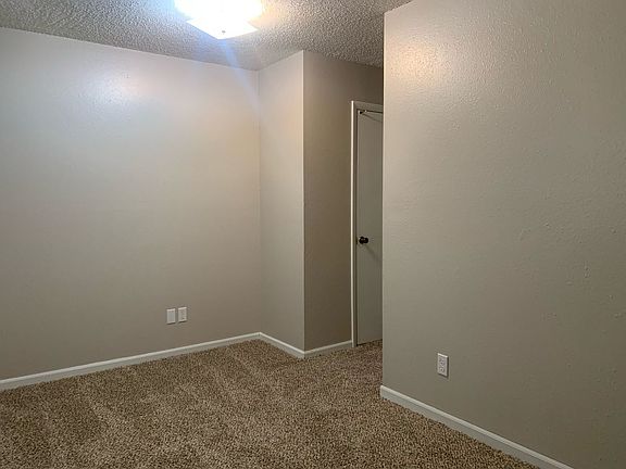 4th image of 713 W 11th St