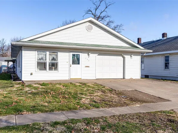 117 W Maple St, Gillespie, IL 62033