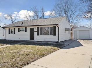 2524 Illinois St SW, Cedar Rapids, IA 52404