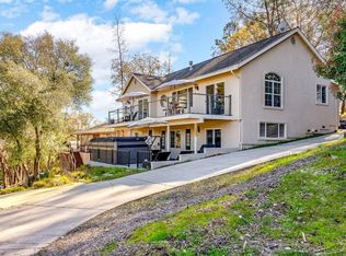22957 Sunset Ridge Dr, Auburn, CA 95602