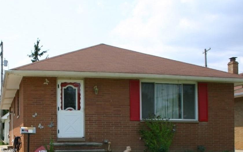 1st image of 5264 E 102nd St