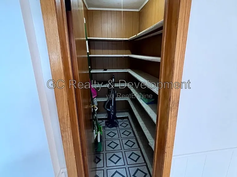 4447 N Melvina Ave #1 — Photo 7