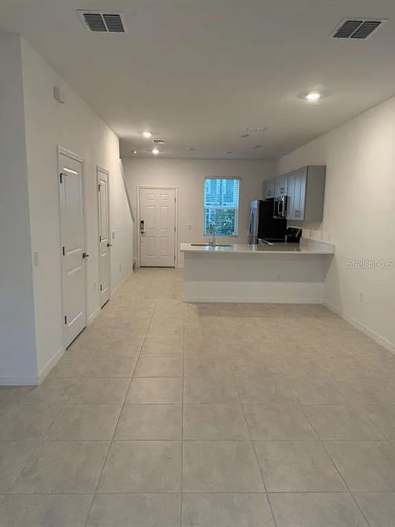 2 bed, 2.5 bath, 1187 sqft, $1,750 — Photo 4