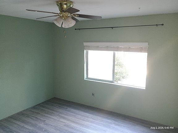 3rd image of 461-705 Janesville Grade