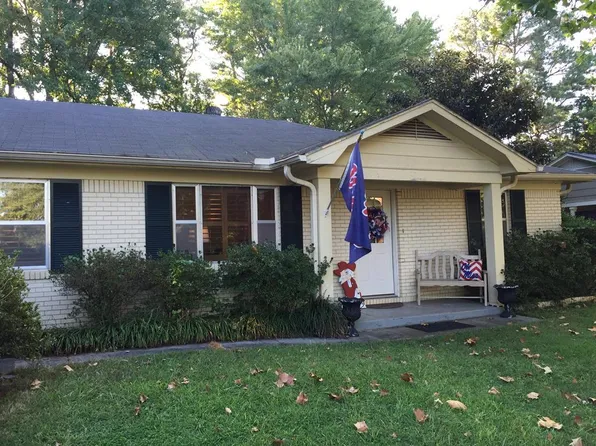 404 Ridgewood Manor Dr, Oxford, MS 38655