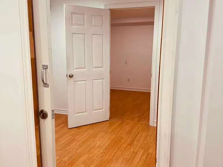 199 Hillcrest Ave #10 — Photo 6