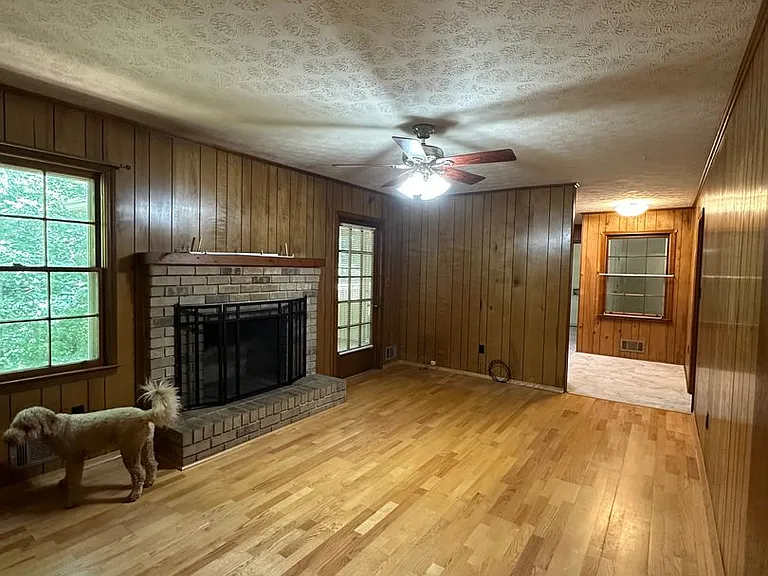 375 Segrest Cir — Photo 10