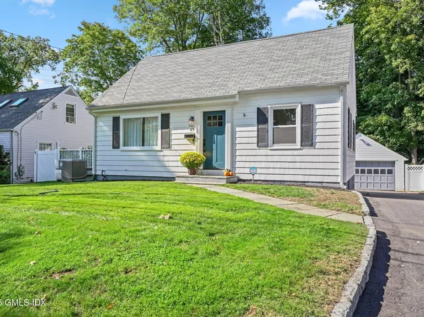 45 Coolidge Ave, Stamford, CT 06906