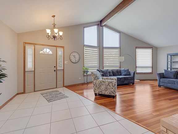 2nd image of 22185 Jasmine Dr