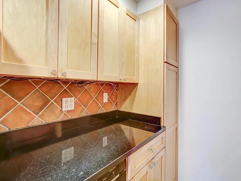 1014 S Carolina Ave SE #B — Photo 12