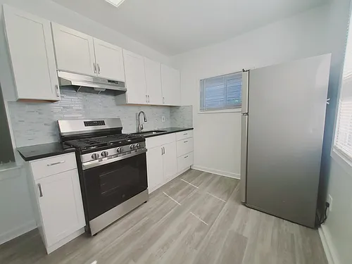1462 Summer St #1 Photo 1 1462 Summer St #1 Photo 1